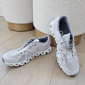 On Running Women Sneakers size US 9.5
